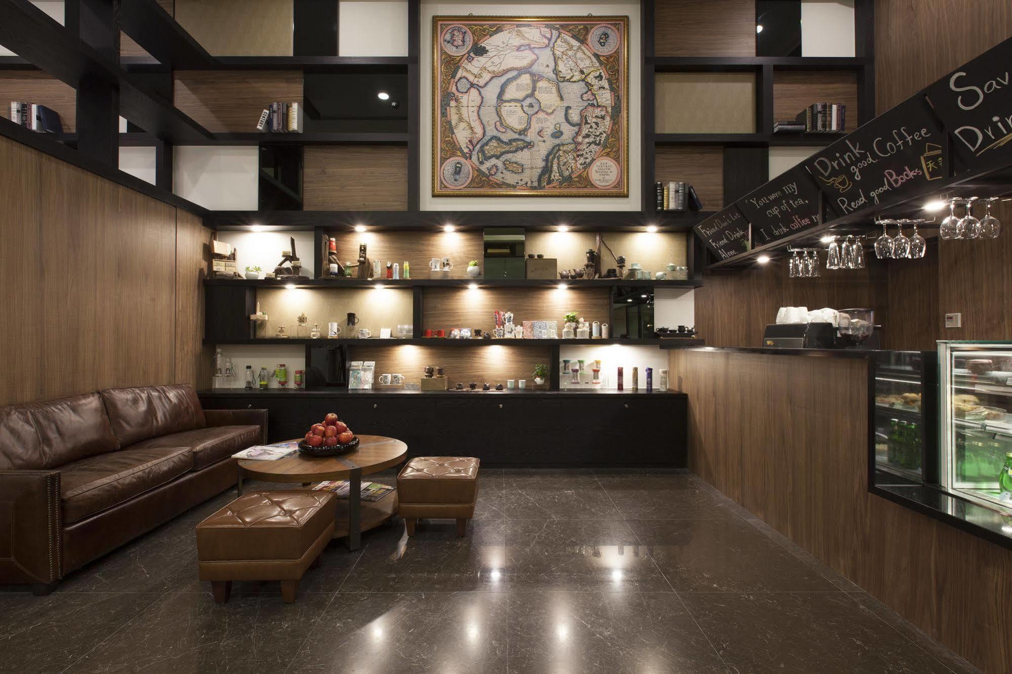 Check Inn Taipei Neihu Extérieur photo